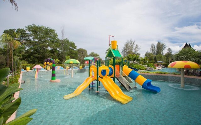 Maikhao Palm Beach Resort