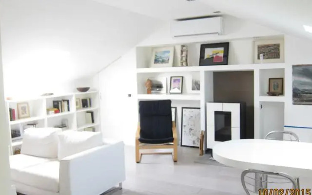 Beautiful Attic Close To Brera