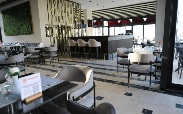 Roseira Mar-Inn Luxury