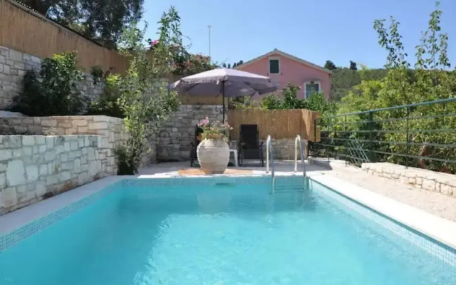 Villa Adamantia in Ozias