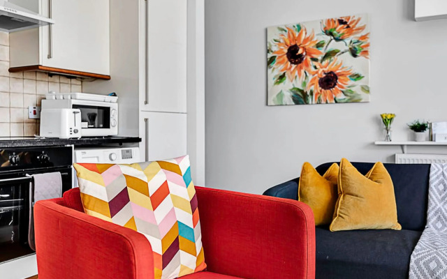 Stylish & Modern St Johns Hill