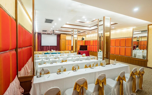 Sirin Hotel & Resident