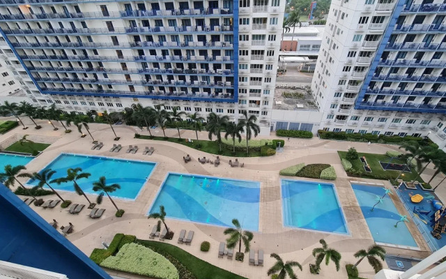 Sea Residences - Condo R Us