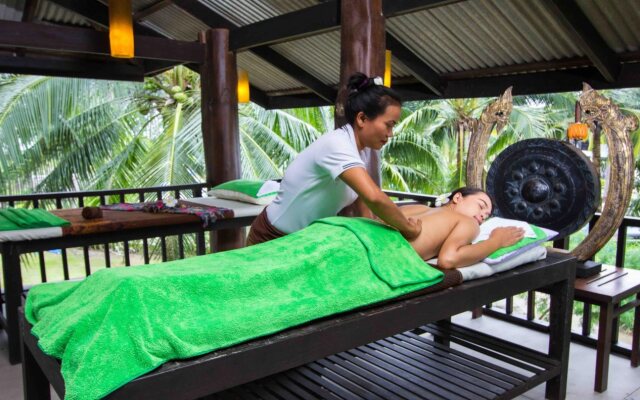 Palm Galleria Resort