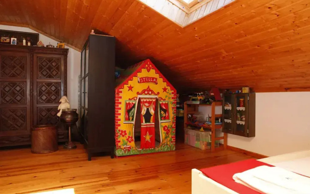 Mira Guincho house with sea view and garden