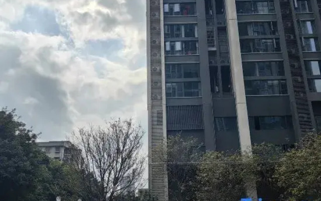 Mihua International Apartment (Guangzhou Yangang Subway Station Branch)