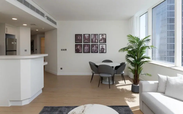 Pristine Difc 1BR w Pool Gym