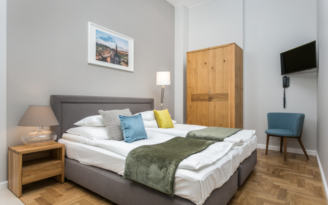 Venetian House Market Square Aparthotel