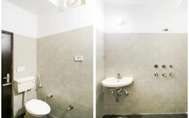 Galaxy Inn by OYO Rooms