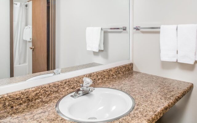 Travelodge by Wyndham Kalispell