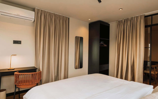 Central Boulevard Apt by Olala Homes