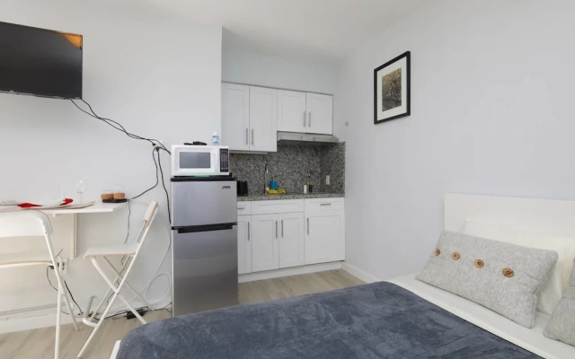 Beautiful Property in Hallandale Beach!!!