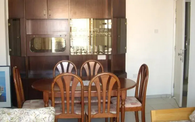 Zambas Court