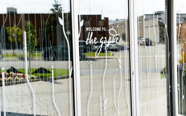 Hilton Garden Inn Toronto Airport