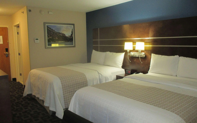 Crossroads Hotel and Event Center