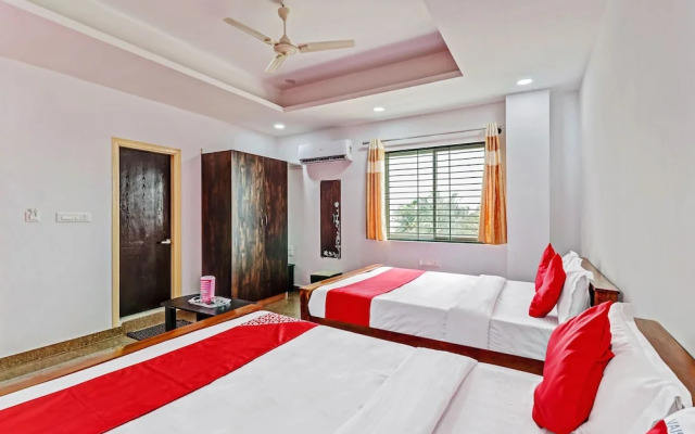 Oyo 48950 Vaishali Residency