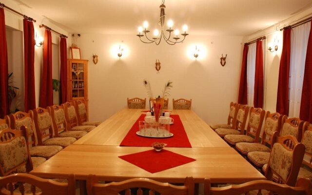 Vaskapu Panzió