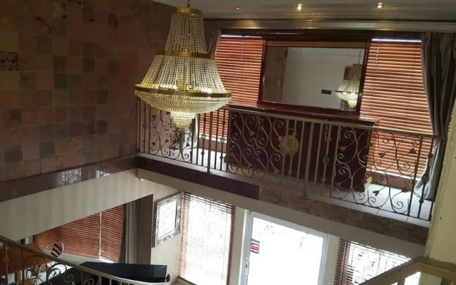 Savoy Lodge With Breakfast Included - Nice Standard Double Room 4