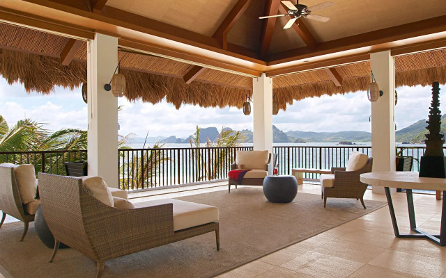 Pangulasian Island Resort