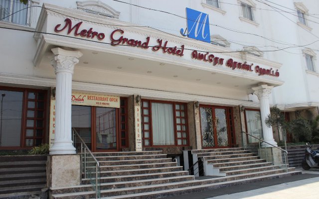 Metro Grand Hotel
