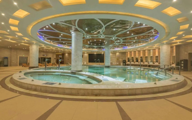 Mediterranean Hot Spring Resort Guiyang