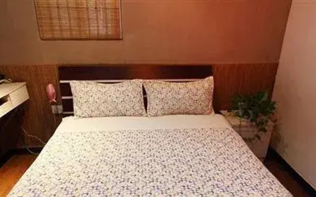 Youzou Riyue Family Hotel
