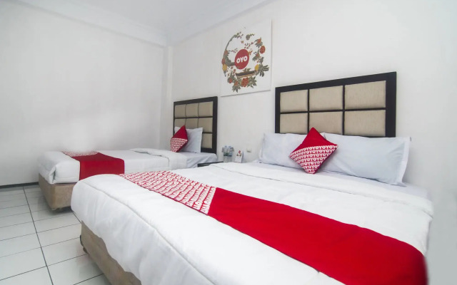 OYO 206 Hotel Candra Kirana