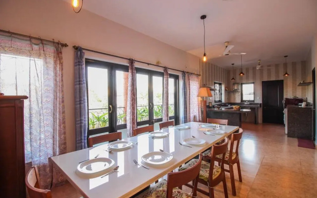 OYO 10871 Home Luxurious 3BHK Dona Paula