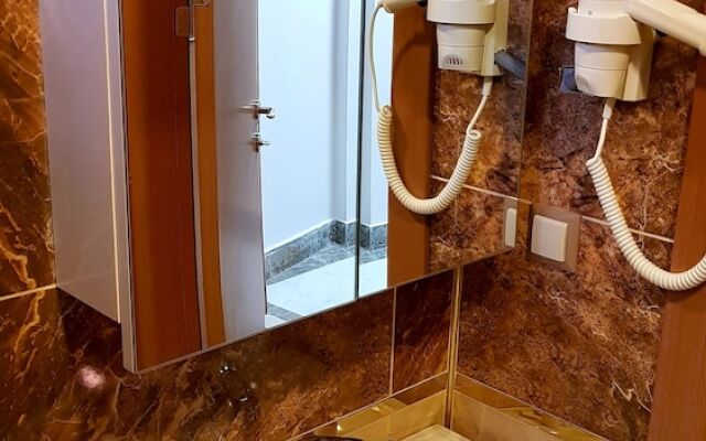 Asil Hotel