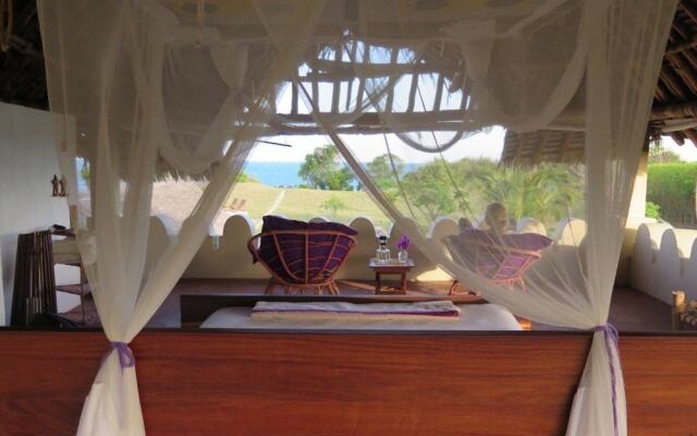 Pangani Cliffs Lodge