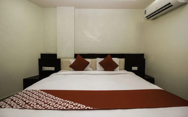 OYO 15424 Hotel Galaxy Palace