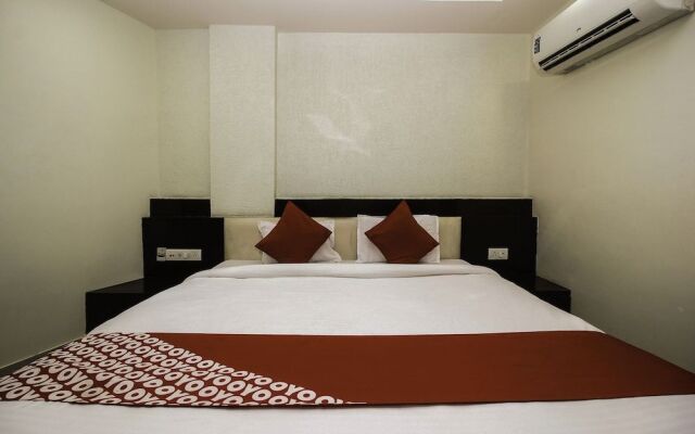OYO 15424 Hotel Galaxy Palace