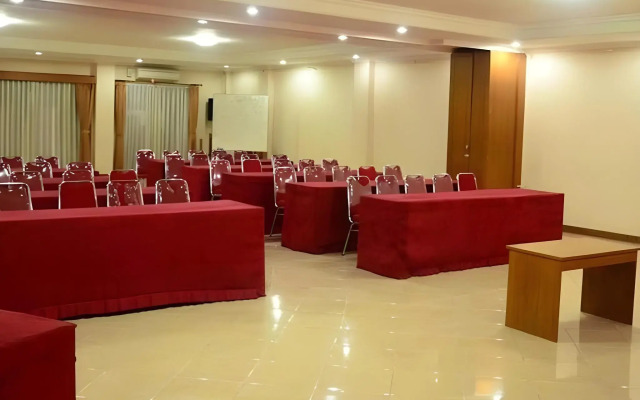 The Priangan Hotel I Yos Sudarso