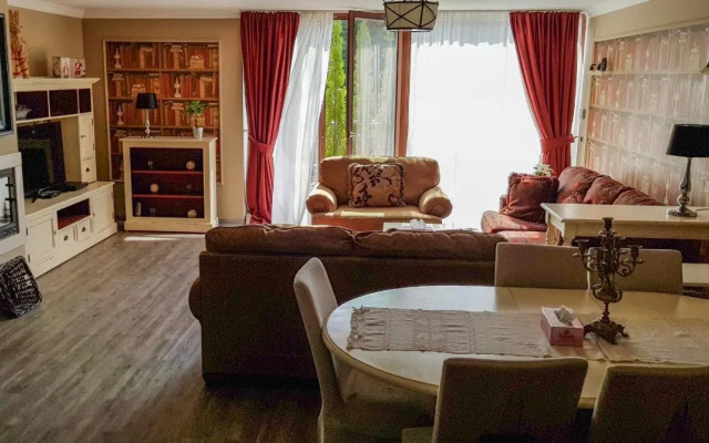 Silver Mountain 3 Bedroom Apartment