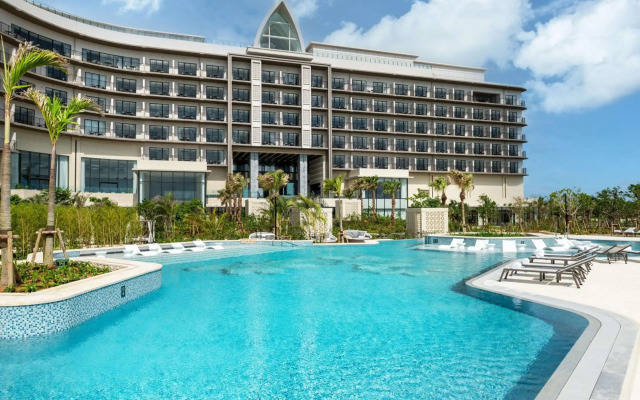 Hilton Okinawa Miyako Island Resort
