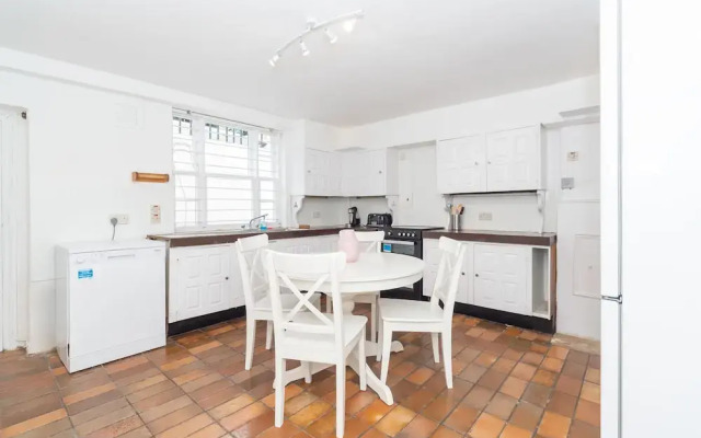 PML Apartments Montpelier Street