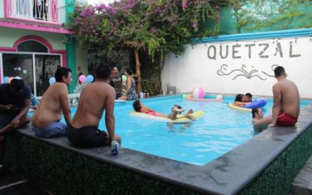Hostel Quetzal