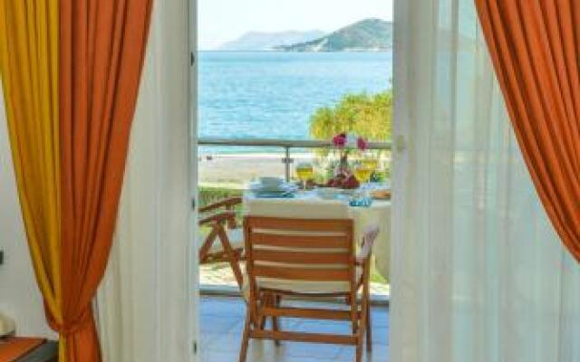 Saros Apartments Calls Beach