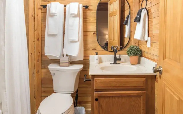 Red Feather Cabins 199