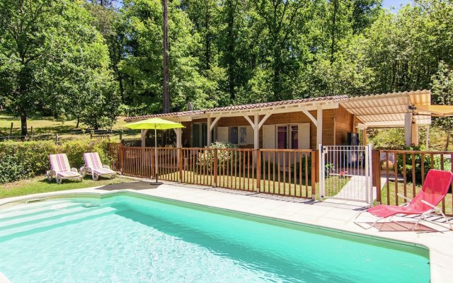 Modern Chalet in Neuvic with Private Swimming Pool