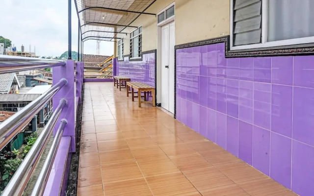 Graha Batu Mulia by OYO Rooms