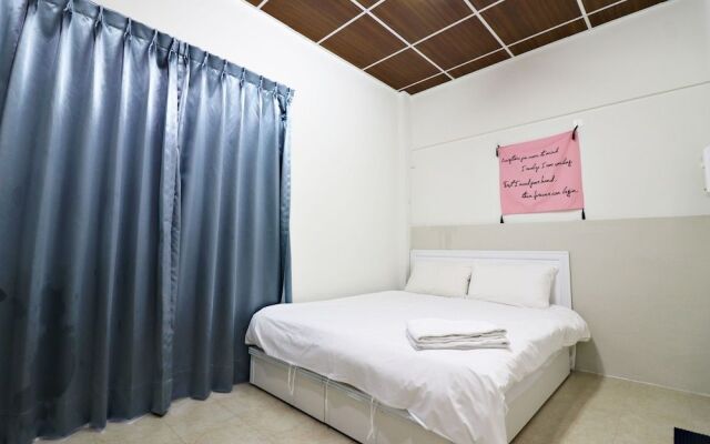 Taichung Zhonghua Road Nostalgic Inn