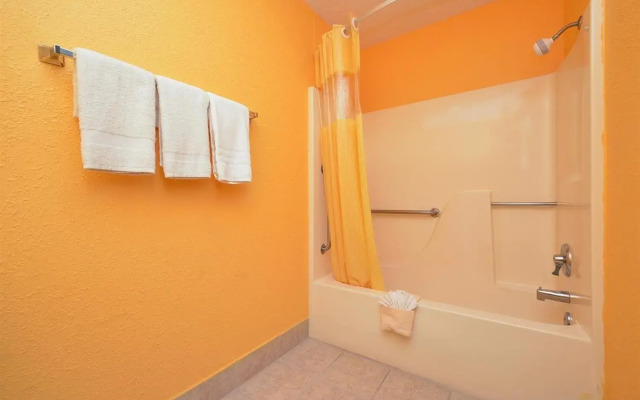 Americas Best Value Inn Canton, NC