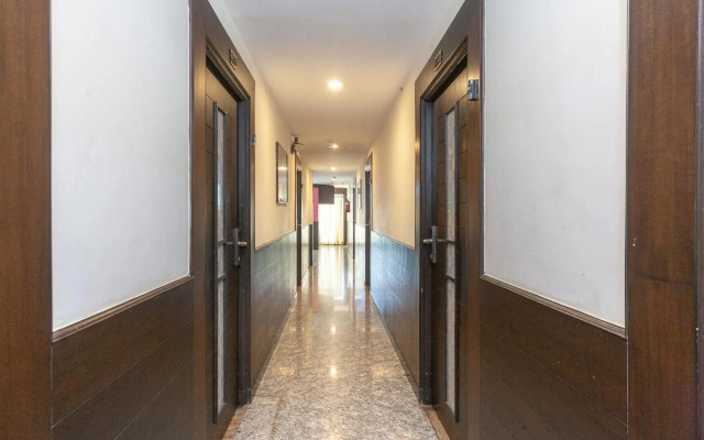 Hotel Sumi Palace