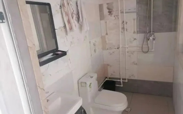 Mingming Yanli Accommodation Department (Yan'an Railway Station Branch)