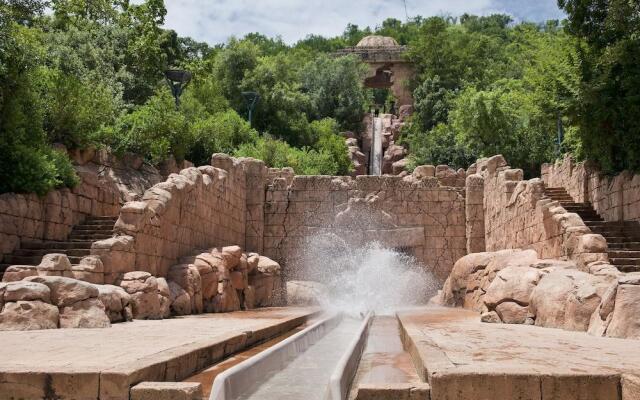 Bush Bungalows at Sun City Resort