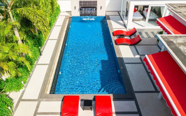Luxury Pool Villa 54
