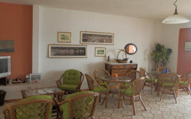 Hotel Apollon