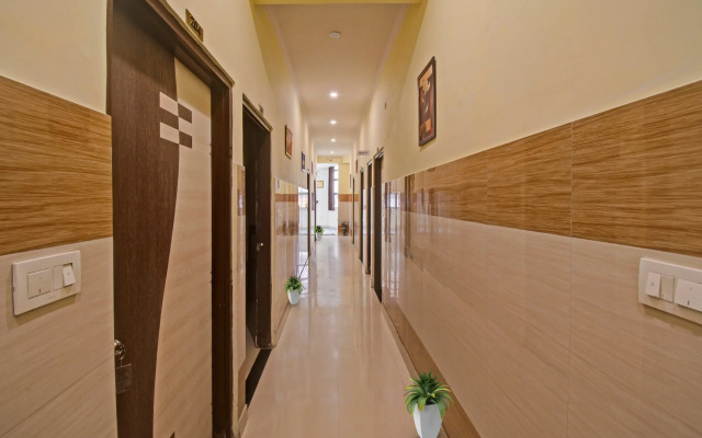 OYO 93189 Hotel Ak Villas