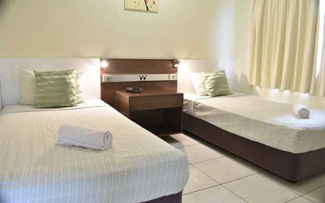 Tradewinds McLeod Holiday Apartments
